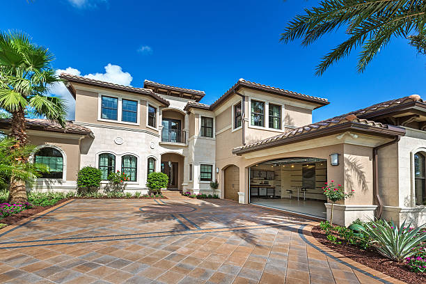 Best Driveway Pavers Near Me  in Pearland, TX